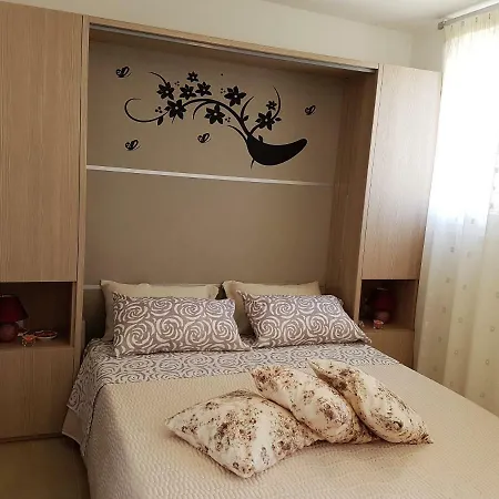 Pietra Di Luna Relaxing Private Terrace Apartment *
